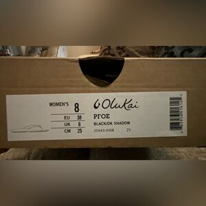 OluKai Women's Pi'oe Sandals - Black/Dark Shadow